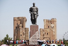 Памятник Амира Темура, Шахрисабз